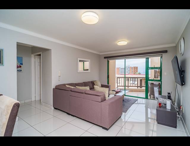 2 BEDROOM APARTMENT FOR SALE IN UMHLANGA CENTRAL